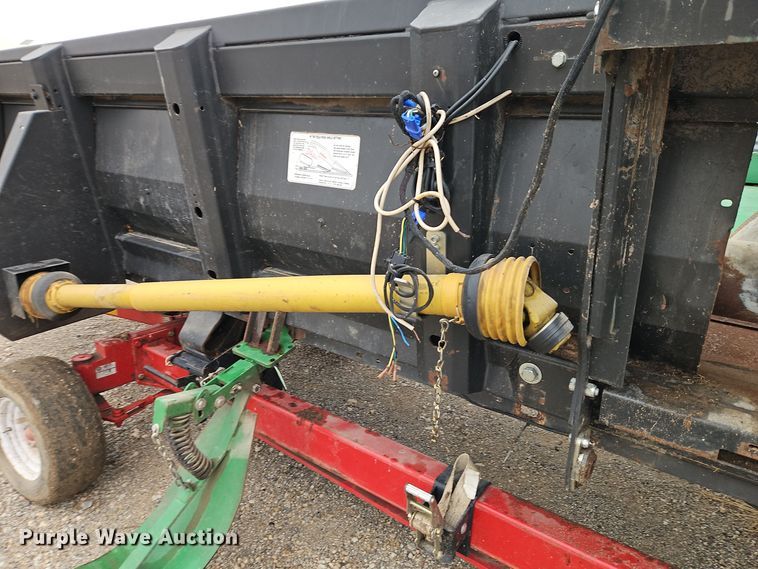 image for item EI8683 2010 Olimac Drago N12 corn head