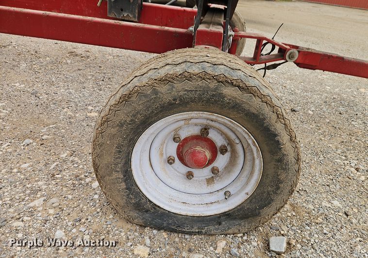 image for item EI8684 Unverferth HT30 header trailer