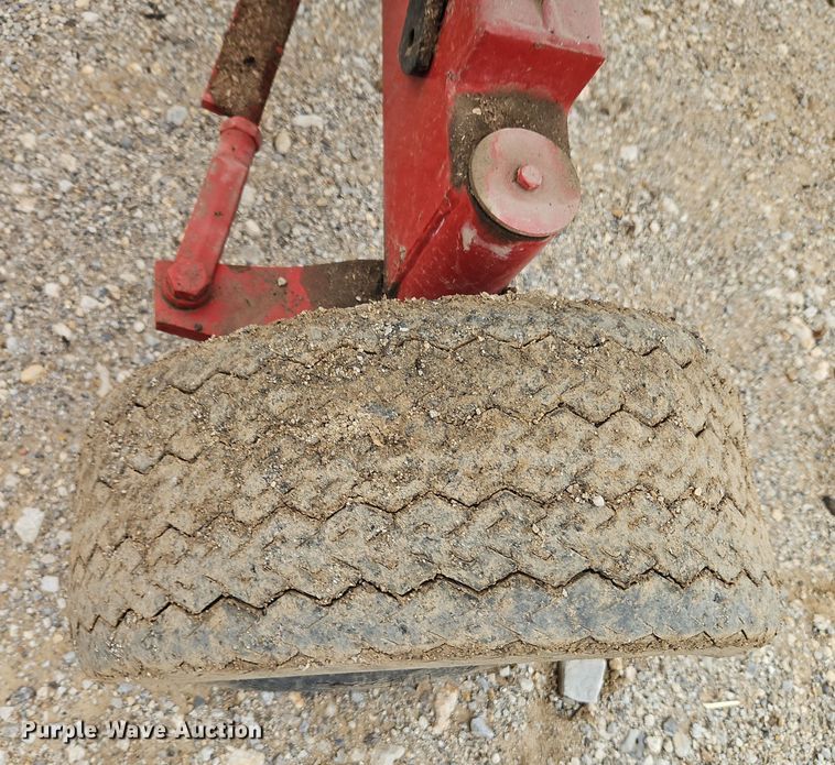 image for item EI8684 Unverferth HT30 header trailer