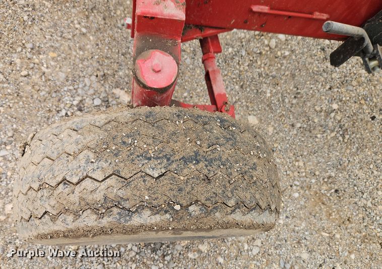 image for item EI8684 Unverferth HT30 header trailer