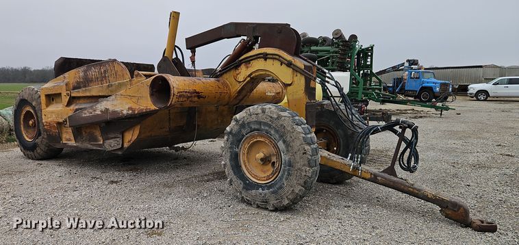 image for item EI8687 Caterpillar scraper