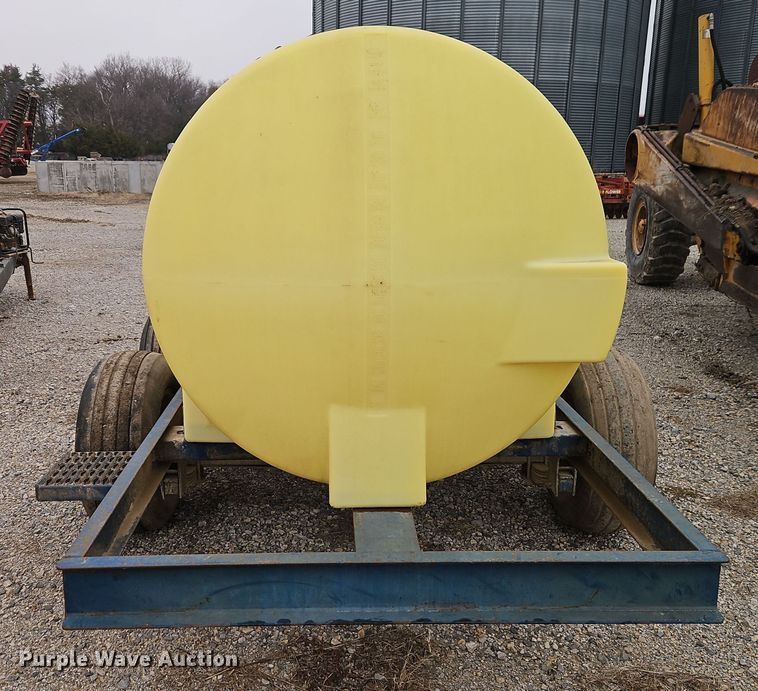 image for item EI8688 Shop built nurse tank trailer