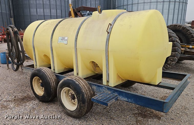 image for item EI8688 Shop built nurse tank trailer