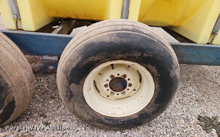 image for item EI8688 Shop built nurse tank trailer