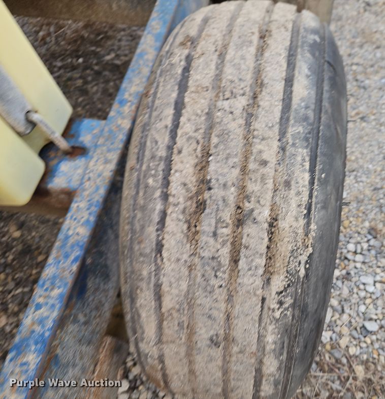 image for item EI8688 Shop built nurse tank trailer