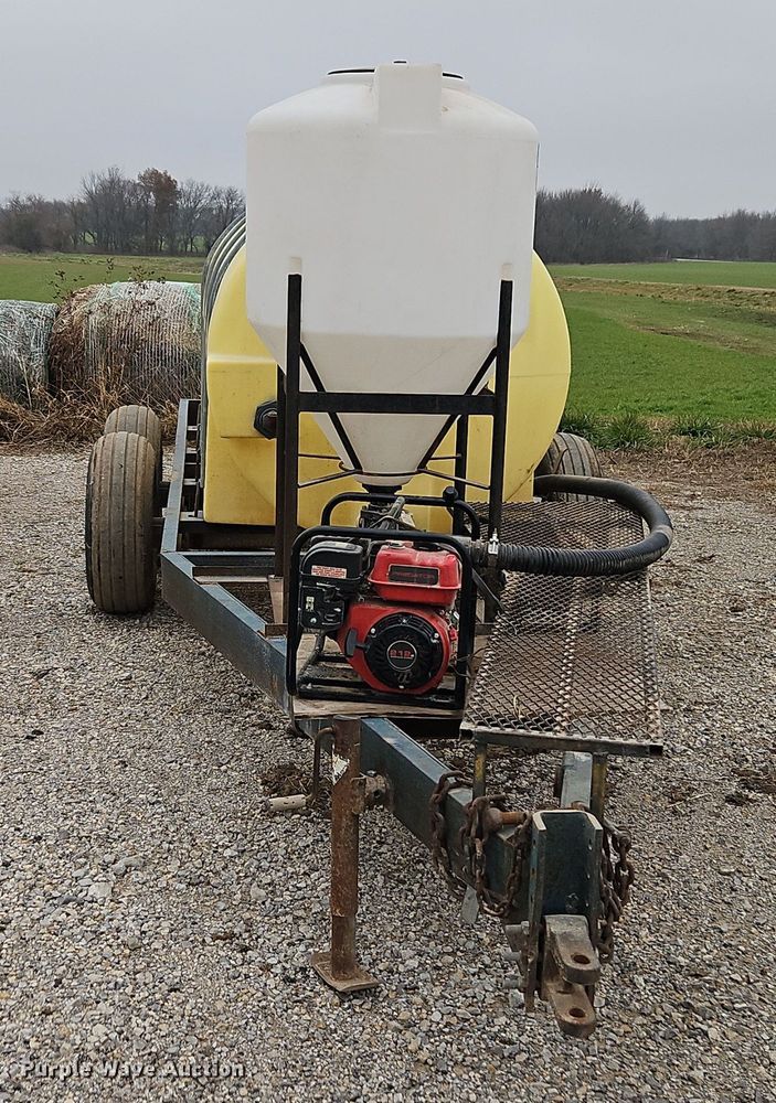 image for item EI8689 Shop built nurse tank trailer