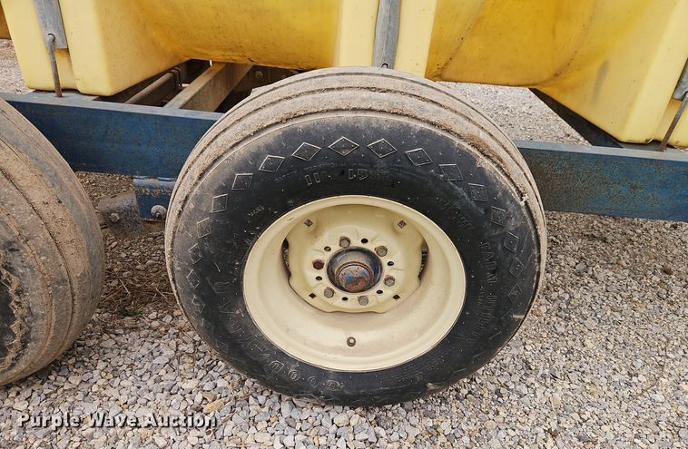 image for item EI8689 Shop built nurse tank trailer