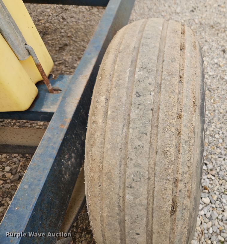 image for item EI8689 Shop built nurse tank trailer