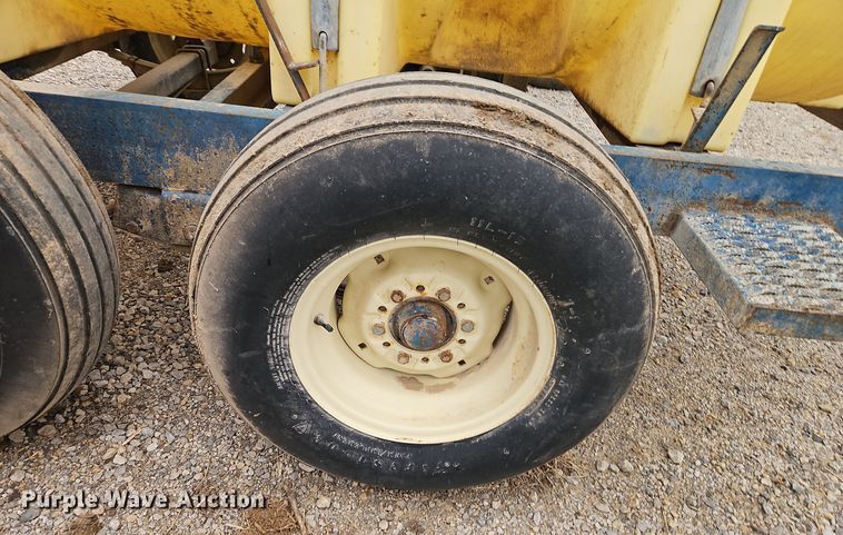 image for item EI8689 Shop built nurse tank trailer