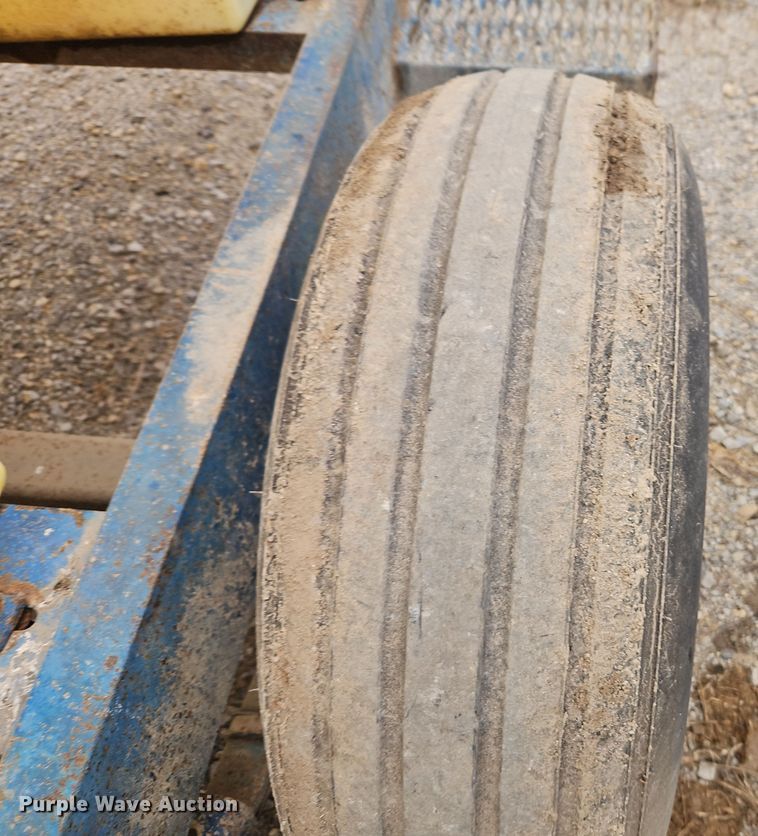 image for item EI8689 Shop built nurse tank trailer