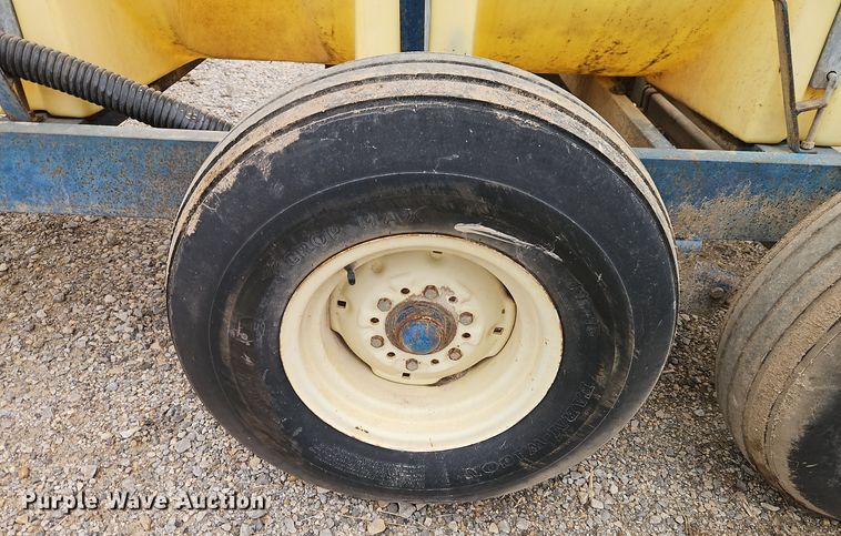 image for item EI8689 Shop built nurse tank trailer