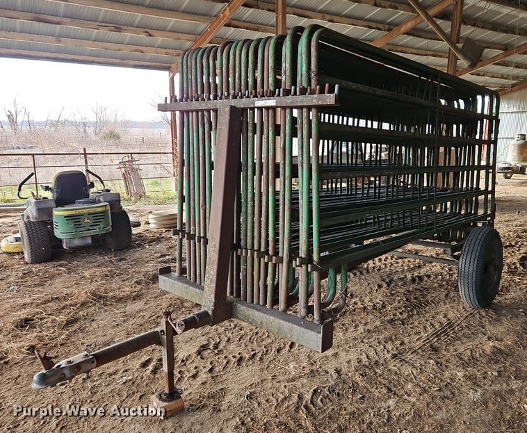 image for item EI8717 Livestock panel trailer