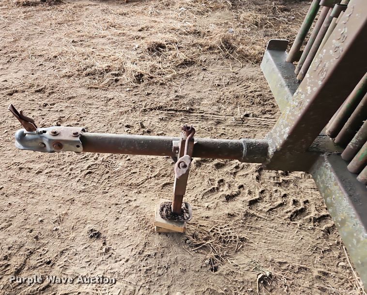 image for item EI8717 Livestock panel trailer