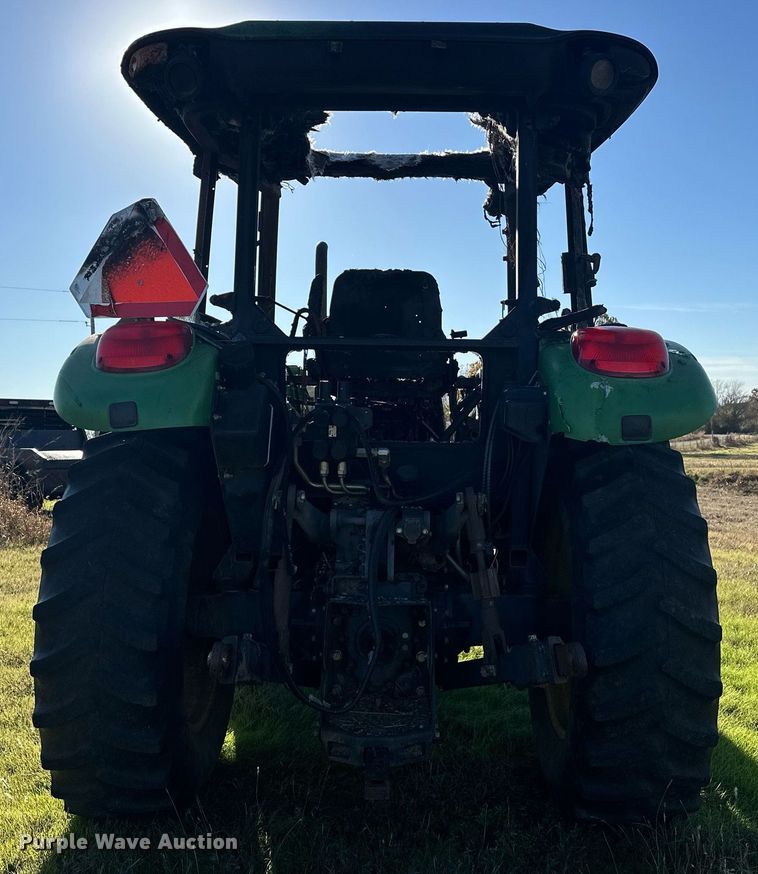 image for item EJ5168 2008 John Deere 5325 MFWD tractor