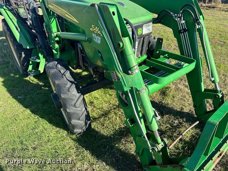 image for item EJ5168 2008 John Deere 5325 MFWD tractor