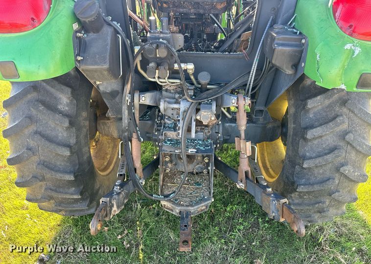 image for item EJ5168 2008 John Deere 5325 MFWD tractor