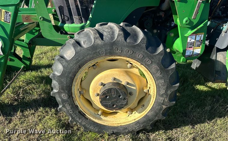 image for item EJ5168 2008 John Deere 5325 MFWD tractor
