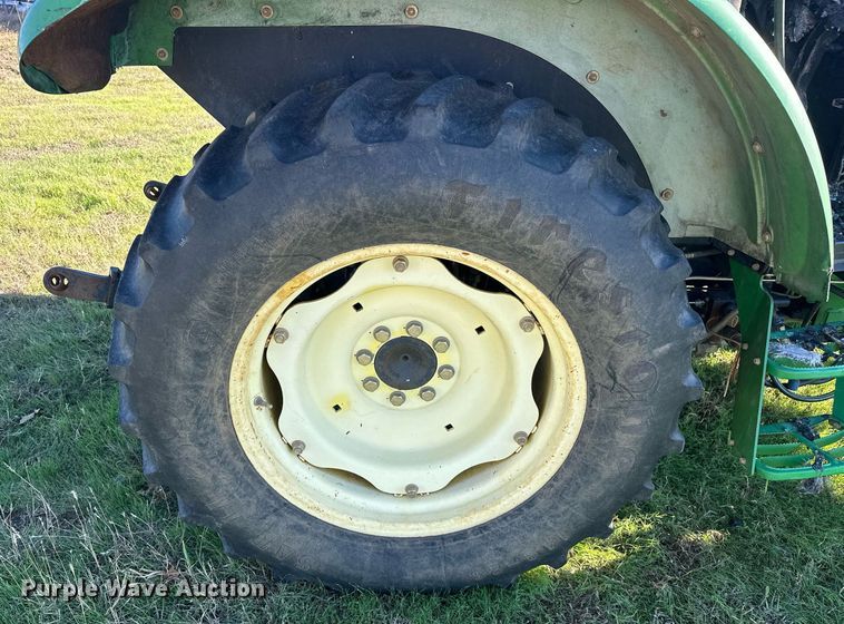 image for item EJ5168 2008 John Deere 5325 MFWD tractor