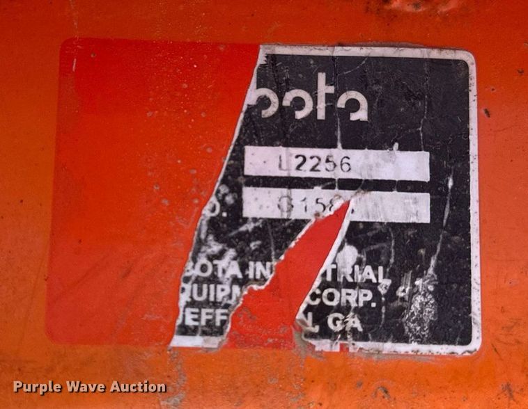 image for item EJ5192 Kubota L2501D MFWD tractor