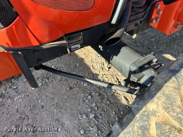 image for item EJ5192 Kubota L2501D MFWD tractor