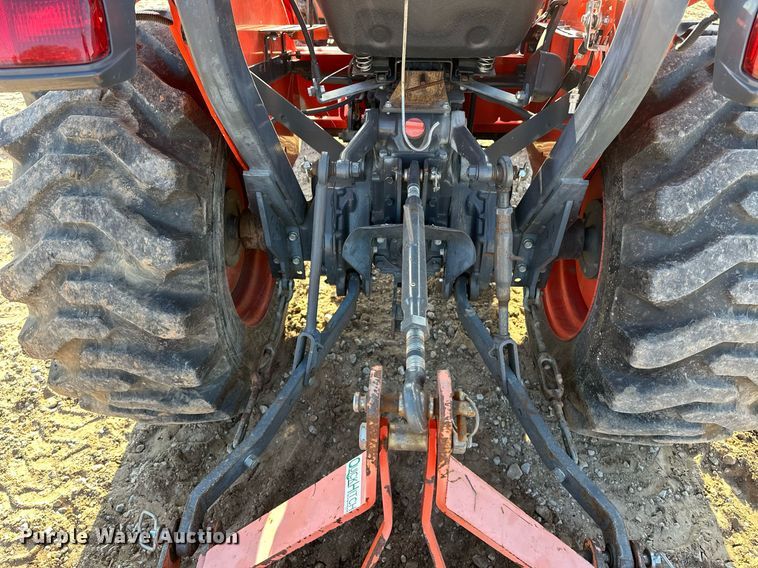 image for item EJ5192 Kubota L2501D MFWD tractor