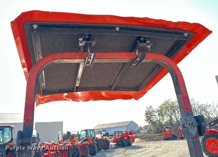 image for item EJ5192 Kubota L2501D MFWD tractor