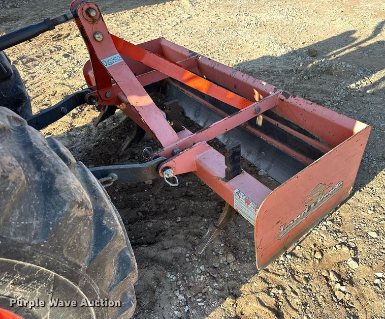 image for item EJ5192 Kubota L2501D MFWD tractor