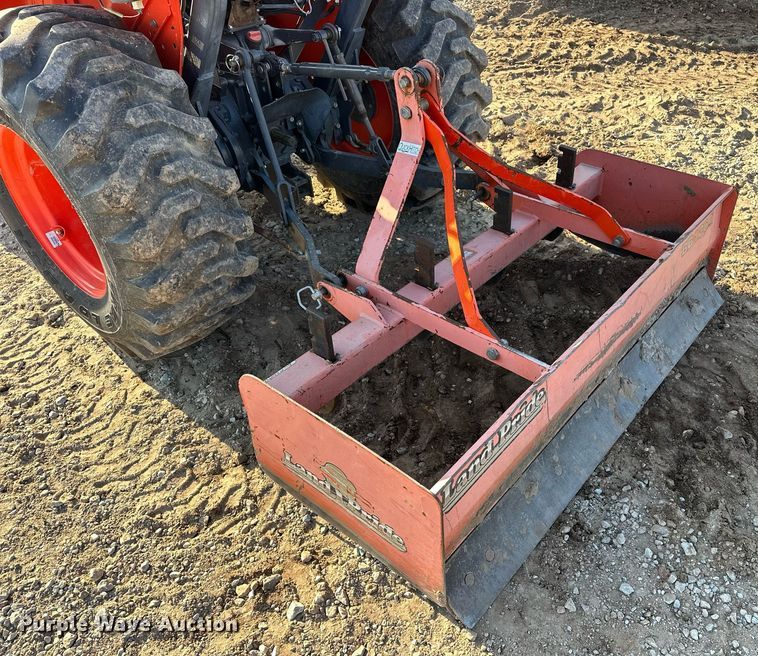 image for item EJ5192 Kubota L2501D MFWD tractor