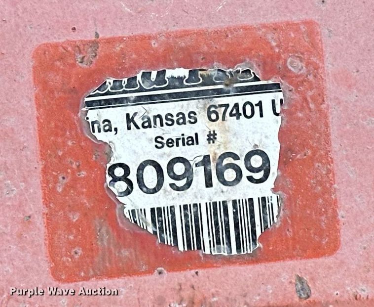 image for item EJ5192 Kubota L2501D MFWD tractor