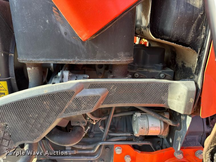 image for item EJ5192 Kubota L2501D MFWD tractor