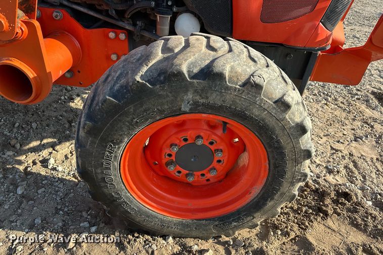 image for item EJ5192 Kubota L2501D MFWD tractor