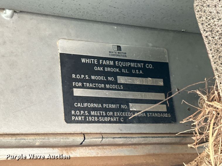 image for item EJ5220 White Field Boss 2-135 tractor