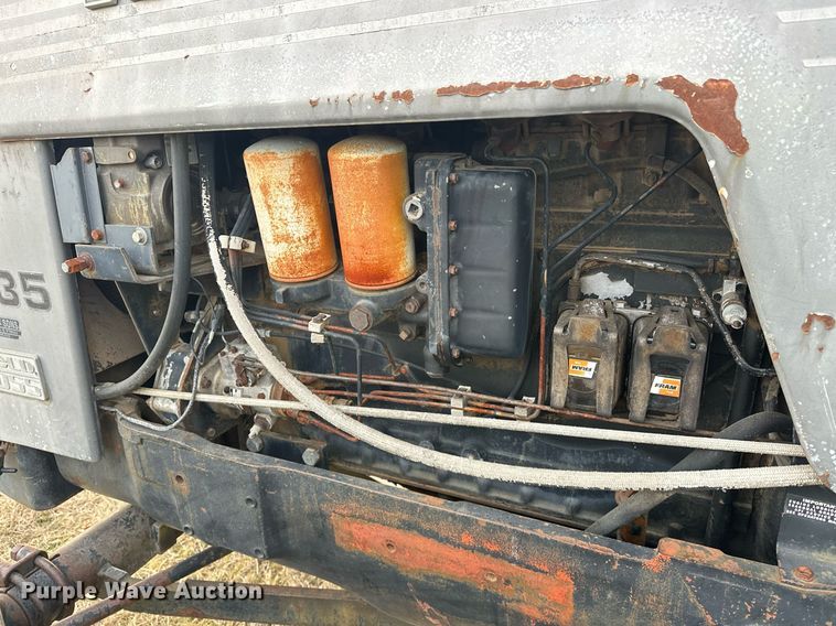 image for item EJ5220 White Field Boss 2-135 tractor