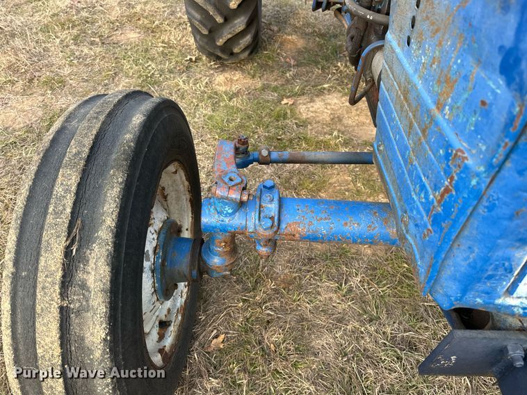 image for item EJ5221 Long 1563 tractor