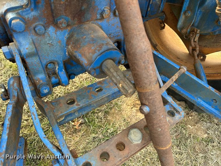 image for item EJ5221 Long 1563 tractor