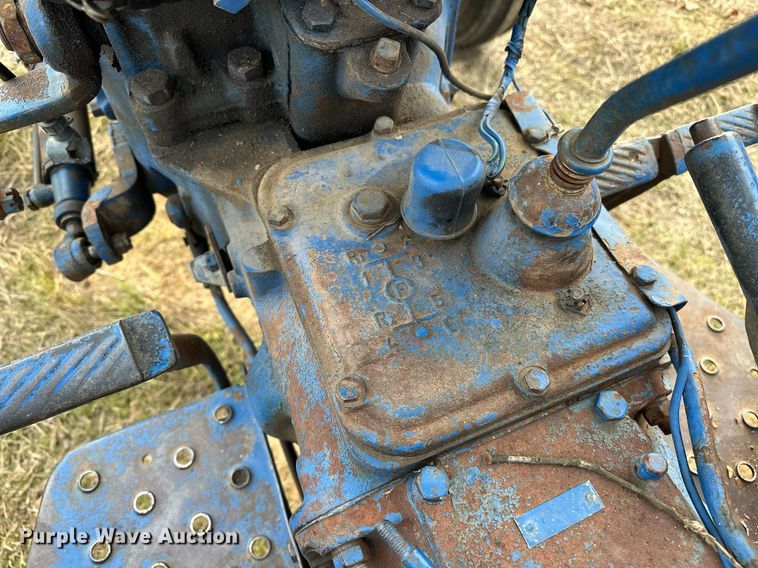 image for item EJ5221 Long 1563 tractor