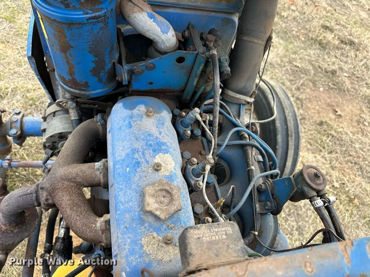 image for item EJ5221 Long 1563 tractor