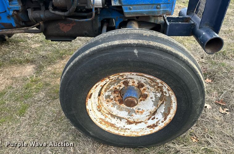 image for item EJ5221 Long 1563 tractor