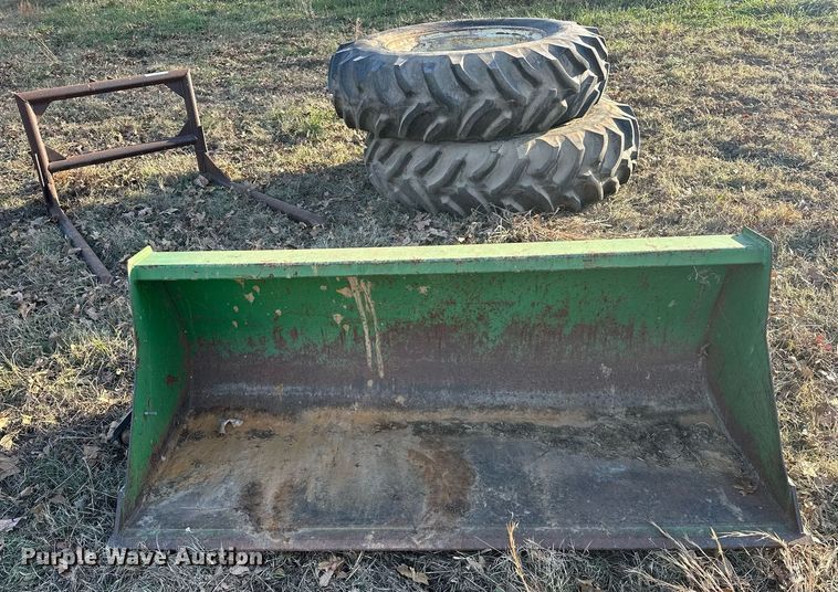 image for item EJ5225 Tractor attachments