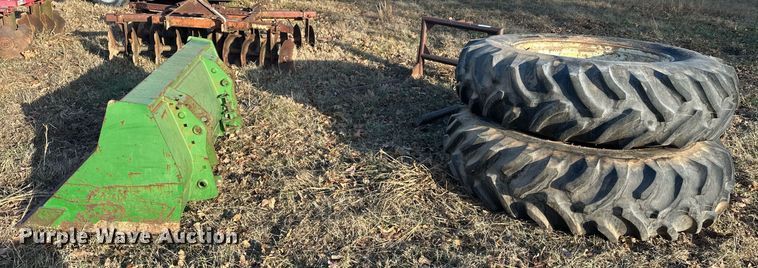 image for item EJ5225 Tractor attachments