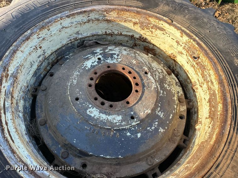 image for item EJ5225 Tractor attachments