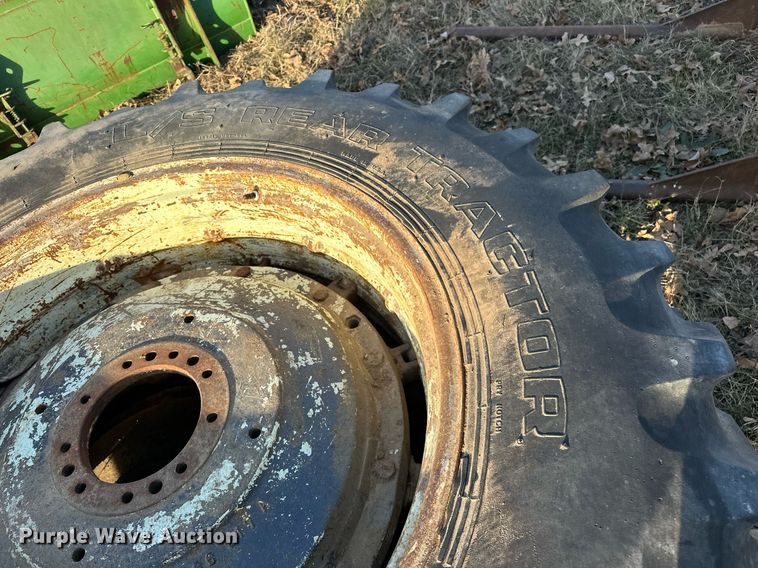 image for item EJ5225 Tractor attachments