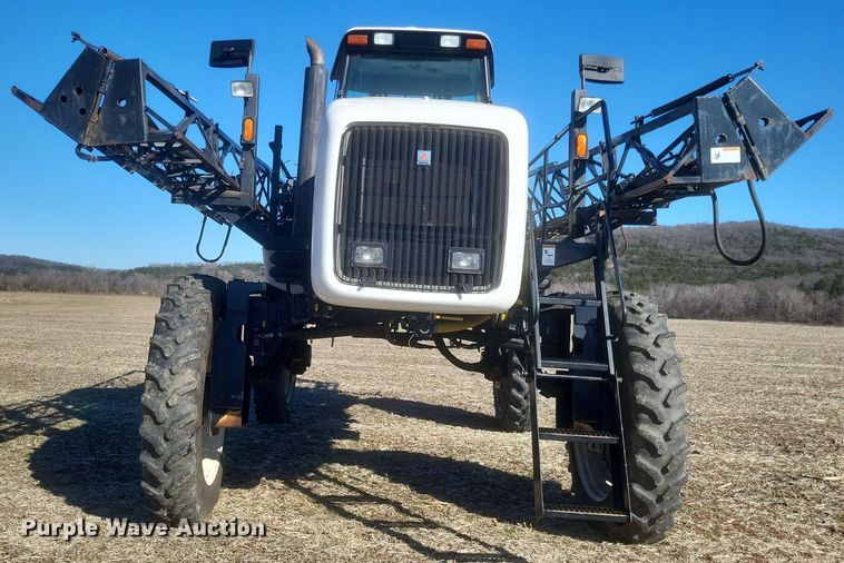image for item EJ8119 2001 Willmar Eagle 8600 sprayer