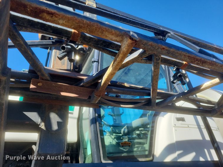 image for item EJ8119 2001 Willmar Eagle 8600 sprayer