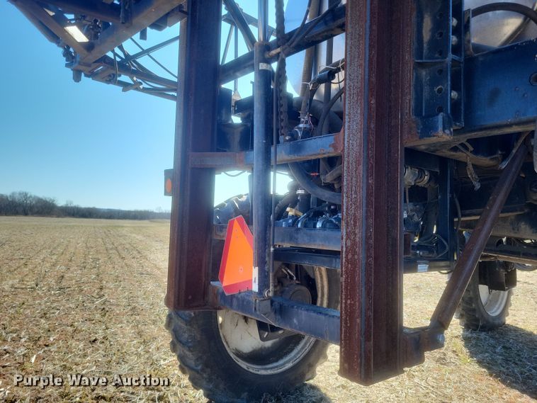 image for item EJ8119 2001 Willmar Eagle 8600 sprayer