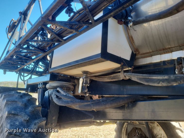 image for item EJ8119 2001 Willmar Eagle 8600 sprayer