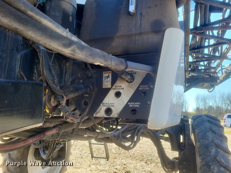 image for item EJ8119 2001 Willmar Eagle 8600 sprayer