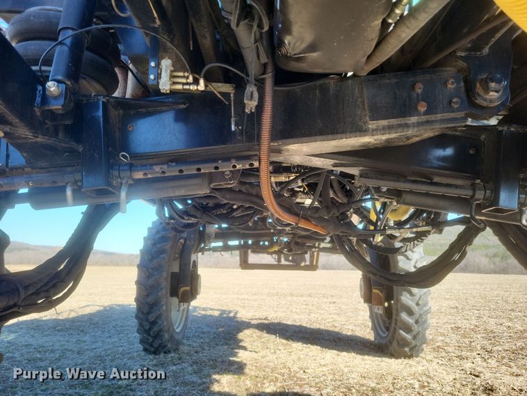 image for item EJ8119 2001 Willmar Eagle 8600 sprayer