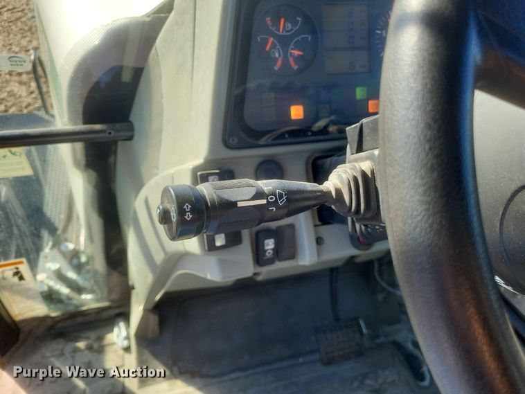 image for item EJ8119 2001 Willmar Eagle 8600 sprayer