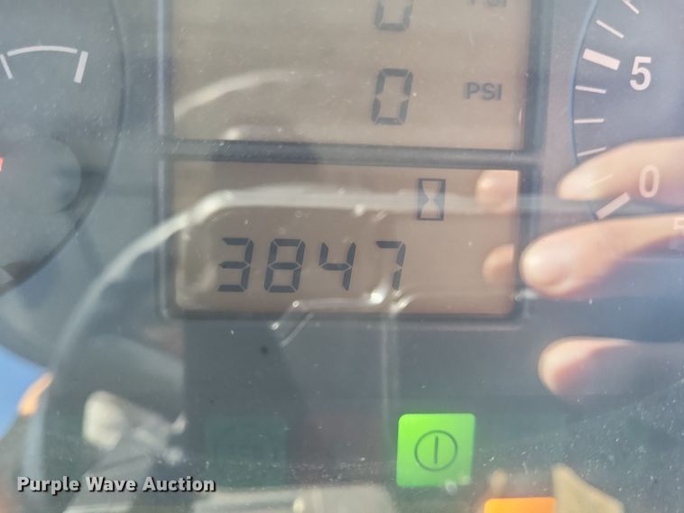 image for item EJ8119 2001 Willmar Eagle 8600 sprayer